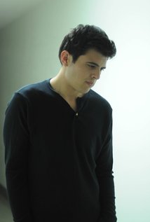 Ariel Flores