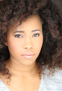 Zoe Renee