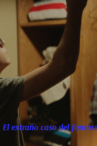 El extra&ntilde;o caso del fantasma claustrof&oacute;bico [Audio: Spanish]